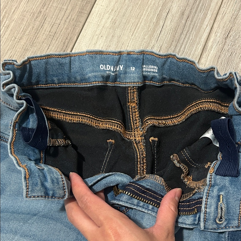 Old Navy Kids Denim Jeans - Blue Assortment - Picture 4 of 7